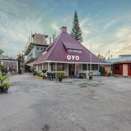 Oyo 799 ホテル ディエン ブラスタギ エクステリア 写真